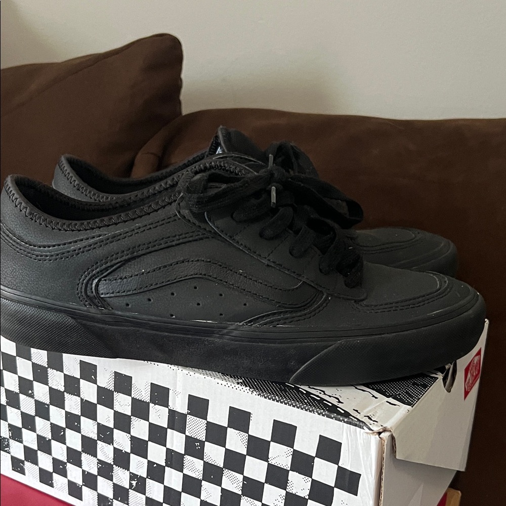 Rare!! Vans Men's Rowley Pro Black/Black